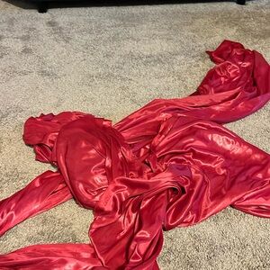 Silky red shimmer garland